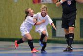 Deset důvodů, proč mají dívky hrát fotbal