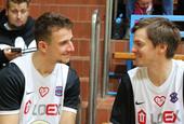 Squashová legenda si užívá na fotbale, nechyběla ani na oslavě Vyšehradu